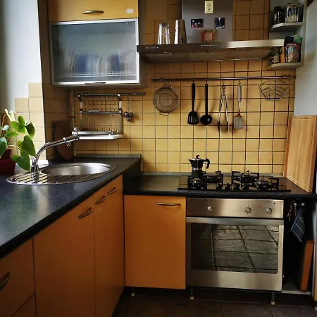 Spacious With Free Parking In Kaunas