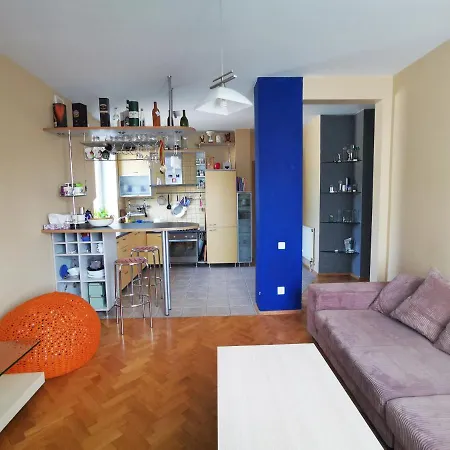 Spacious With Free Parking In
