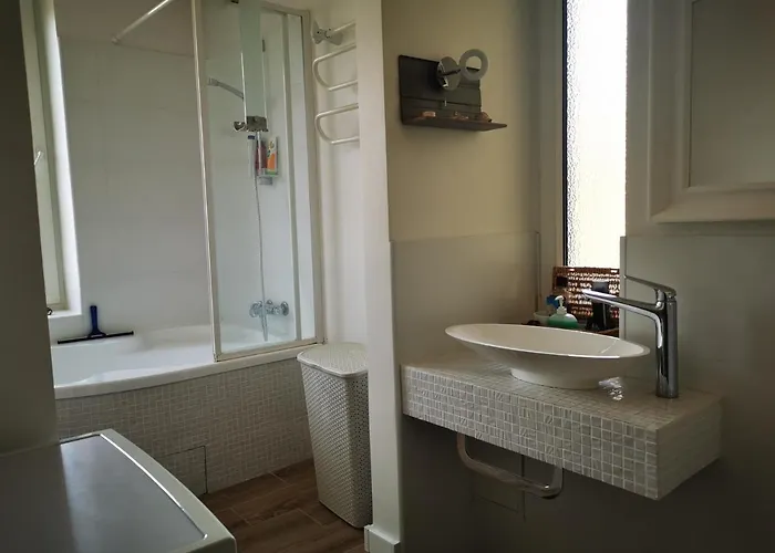 Appartement Spacious With Free Parking In Kaunas