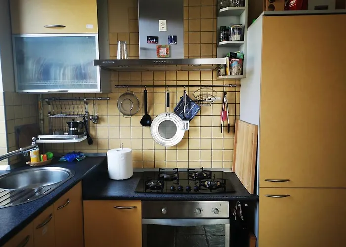 Spacious With Free Parking In *